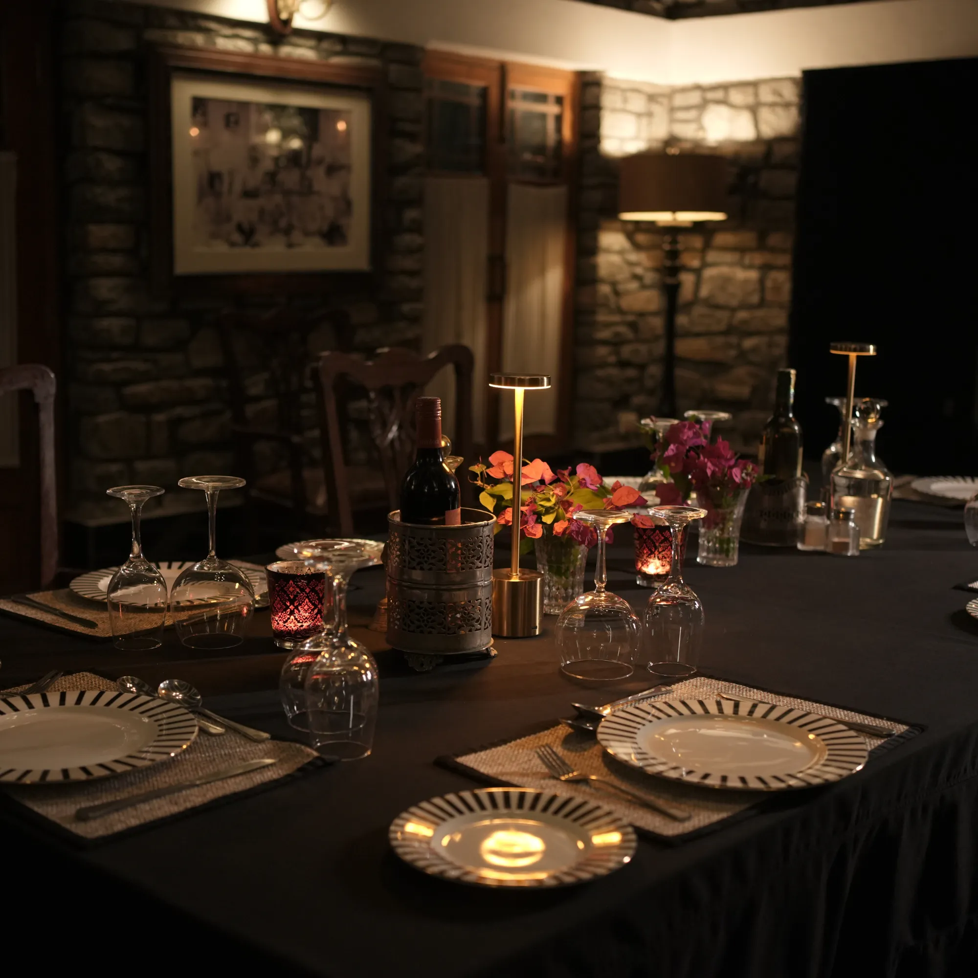 Indoor dining at Mountbatten Lodge 2
